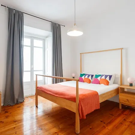 The Palm Leaf - Soc * Lissabon